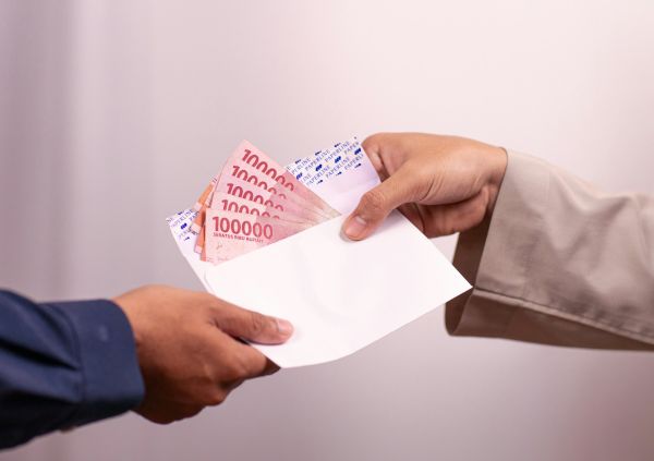 Payer ses dettes et ses prêts le plutôt possible : comment y arriver ?